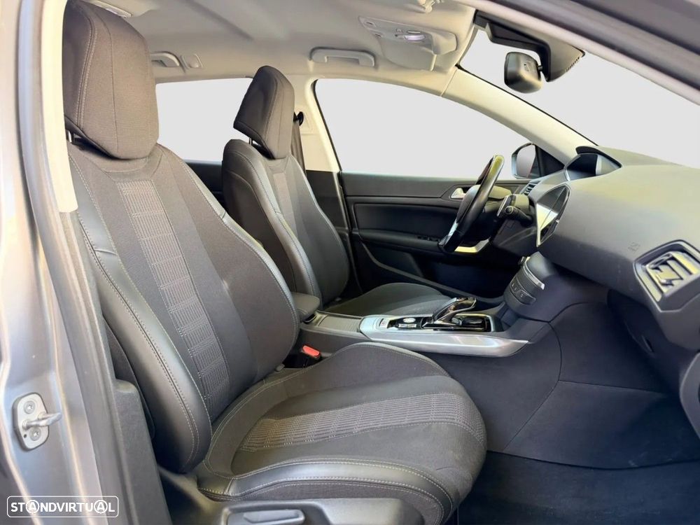 Peugeot 308 SW 1.2 PureTech Allure EAT8 - 15