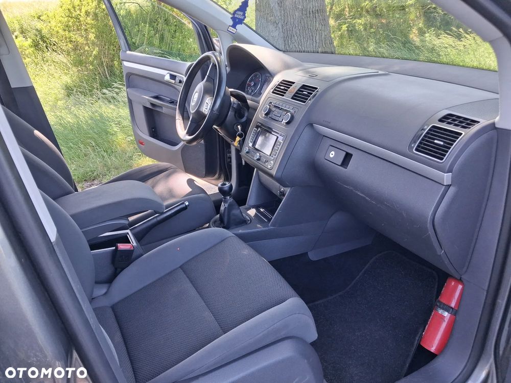 Volkswagen Touran 1.6 TDI DPF BlueMot Trendline - 13