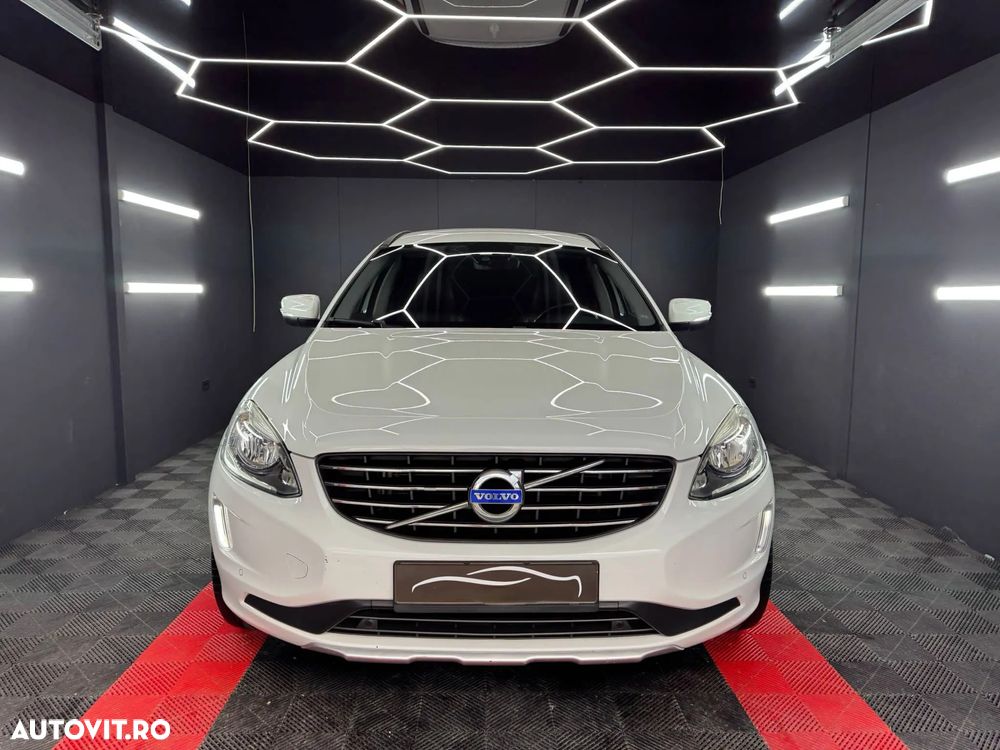 Volvo XC 60 D4 Geartronic Momentum - 19