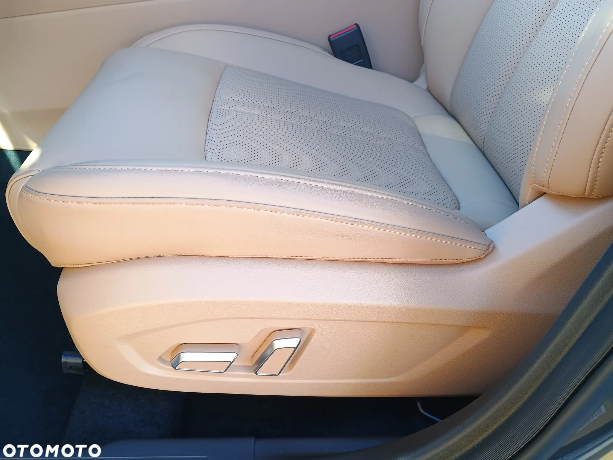 DFSK e5 1.5 PHEV Prestige E-CVT - 19