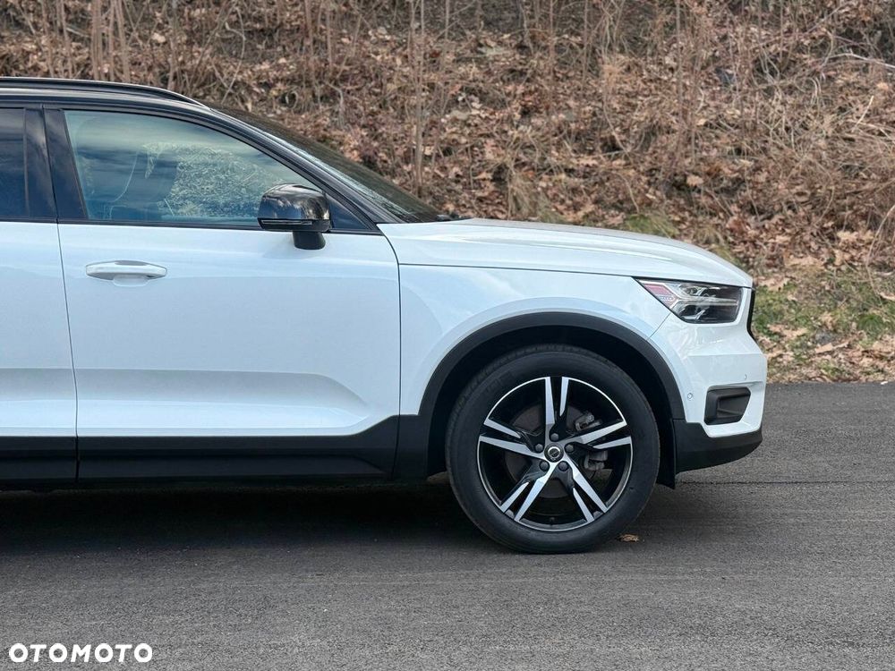 Volvo XC 40 T5 AWD R-Design - 11