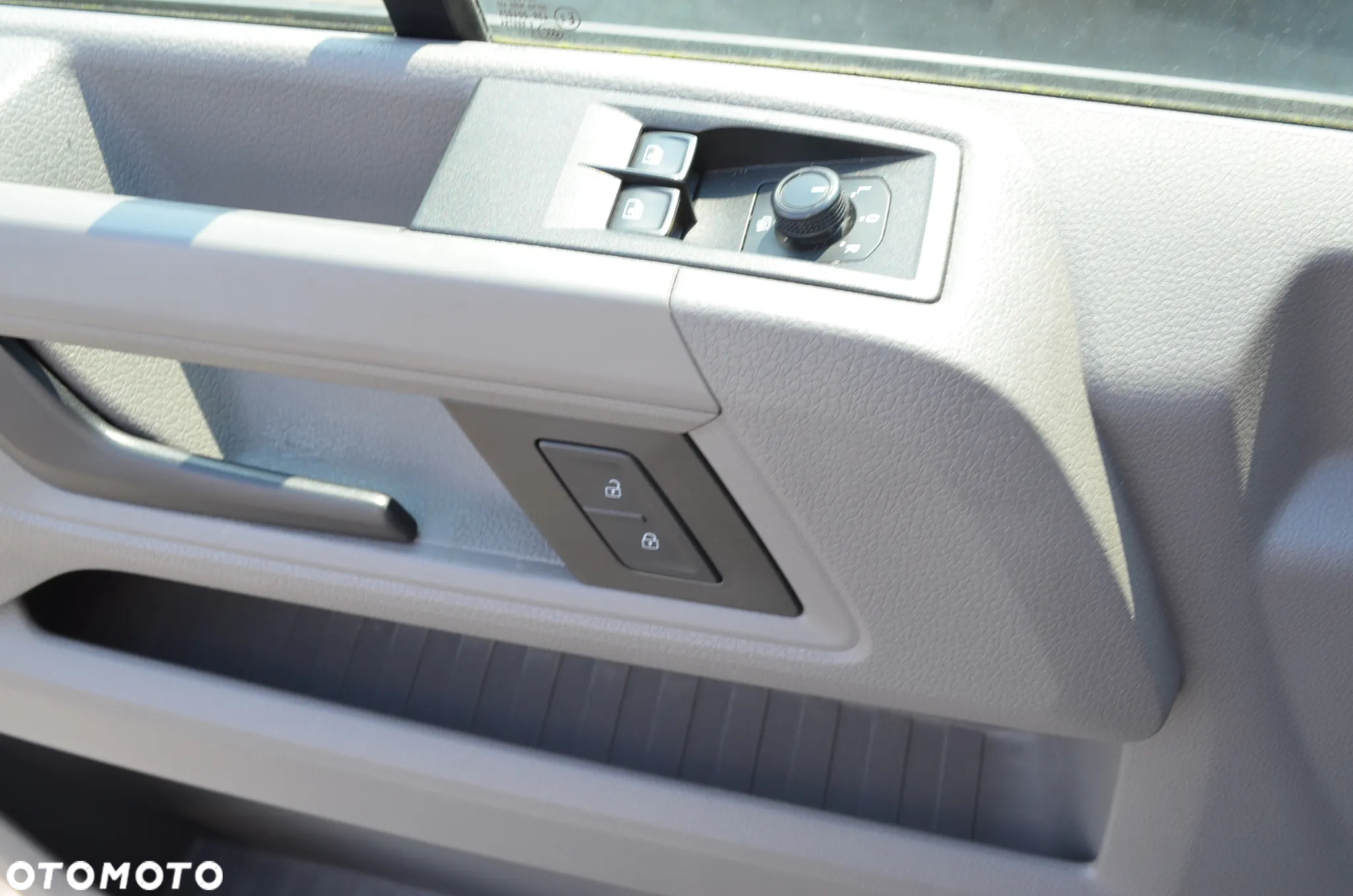 Volkswagen Crafter - 13