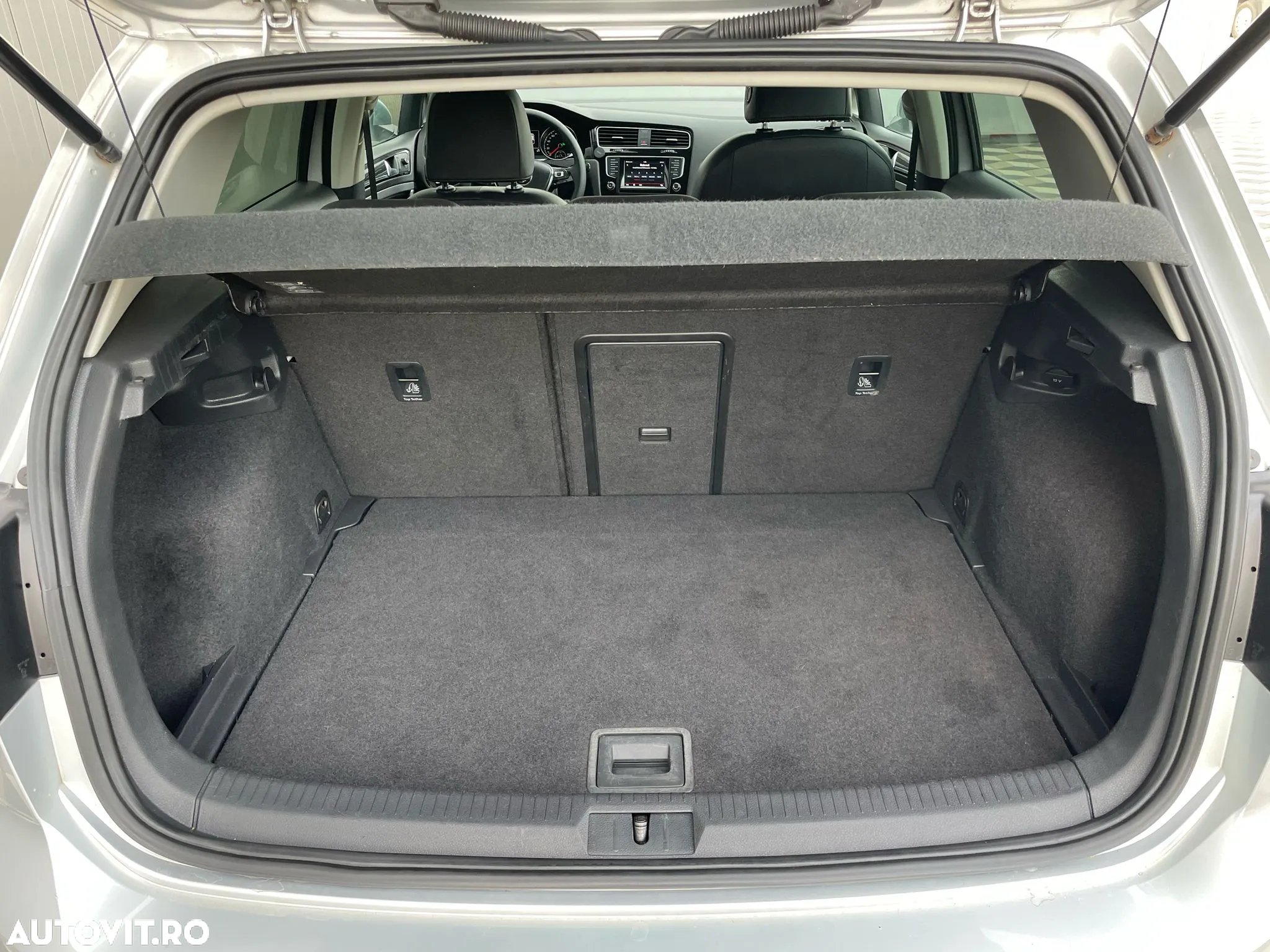 Volkswagen Golf 1.4 TSI BlueMotion Technology DSG Highline - 24