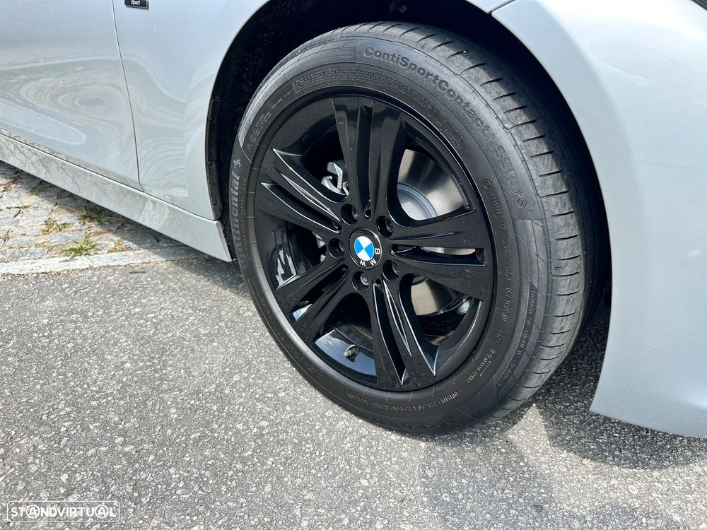BMW 318 d Line Sport - 17