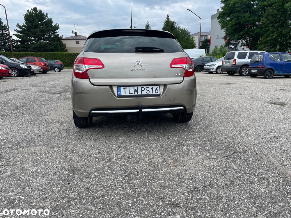 Citroën C4 1.6 VTi Exclusive - 3