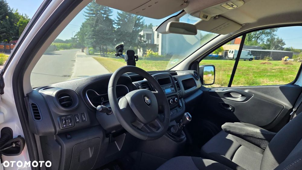 Renault Trafic - 11