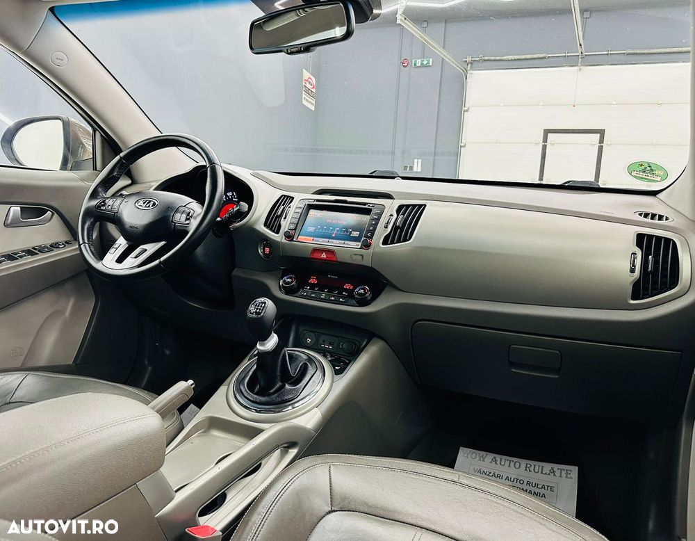 Kia Sportage 2.0 CRDI 2WD Spirit - 23