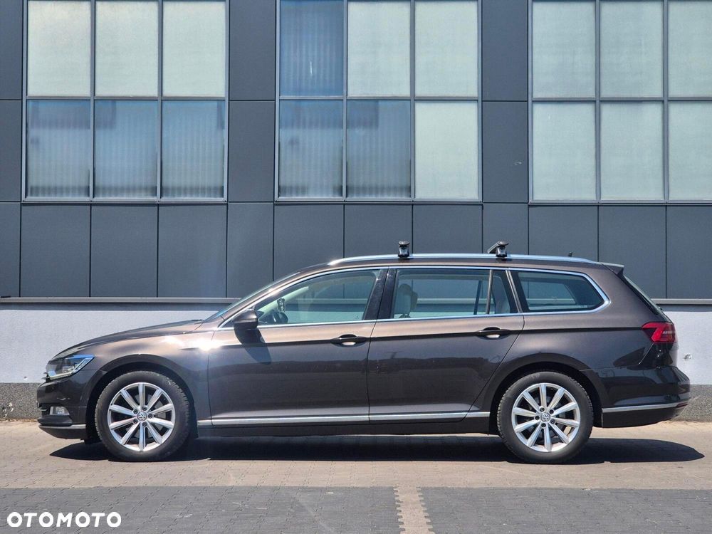 Volkswagen Passat - 4