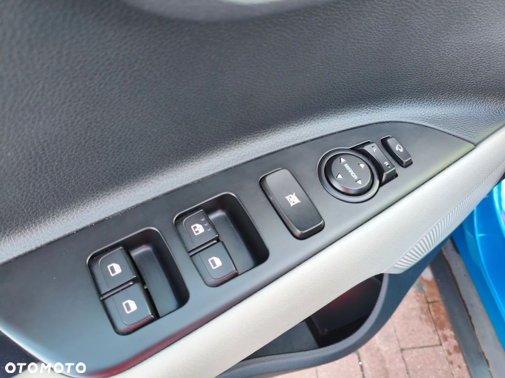 Kia Stonic 1.2 M - 10