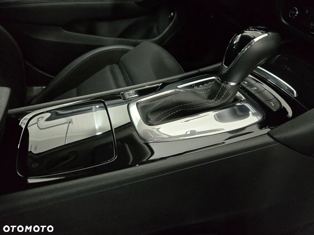 Opel Insignia 2.0 CDTI 4x4 Ultimate S&S - 25