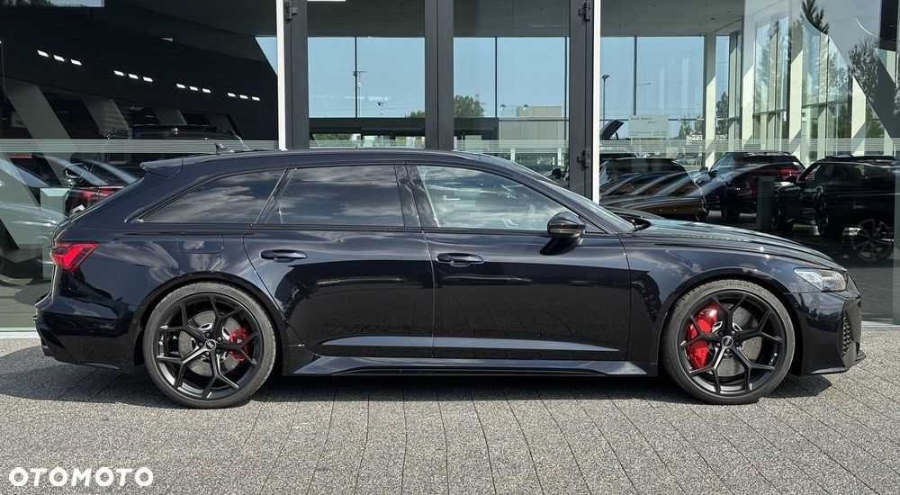 Audi RS6 Avant - 4
