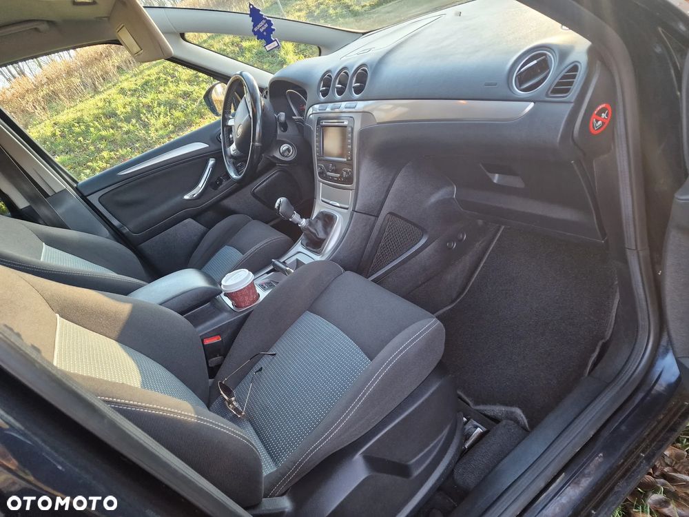 Ford S-Max 2.0 TDCi DPF Champions Edition - 3