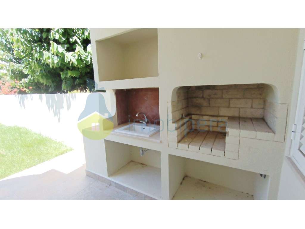 Albufeira-Moradia T3-Perfeita para quem procura conforto e um espaç... - Grande imagem: 3/24