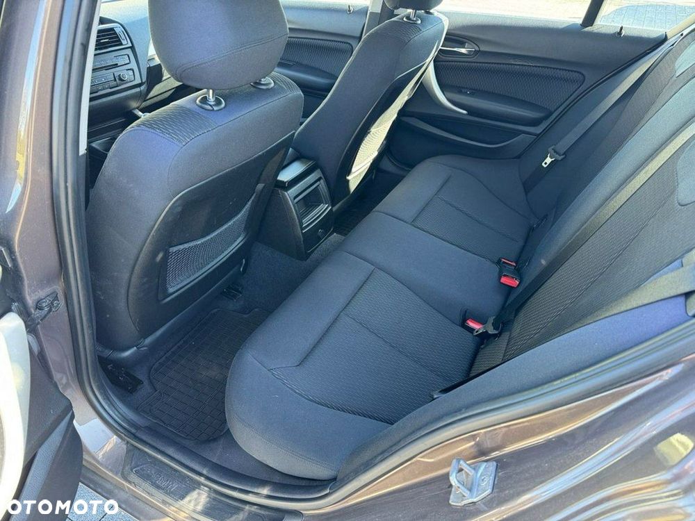 BMW Seria 1 116d - 19