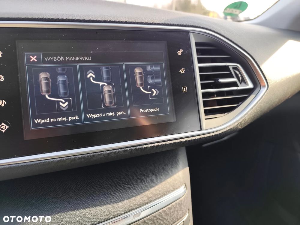 Peugeot 308 BlueHDi 120 EAT6 Stop & Start Active Business-Paket - 19