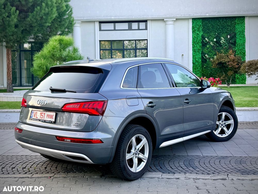Audi Q5 2.0 40 TDI quattro S tronic Sport - 2