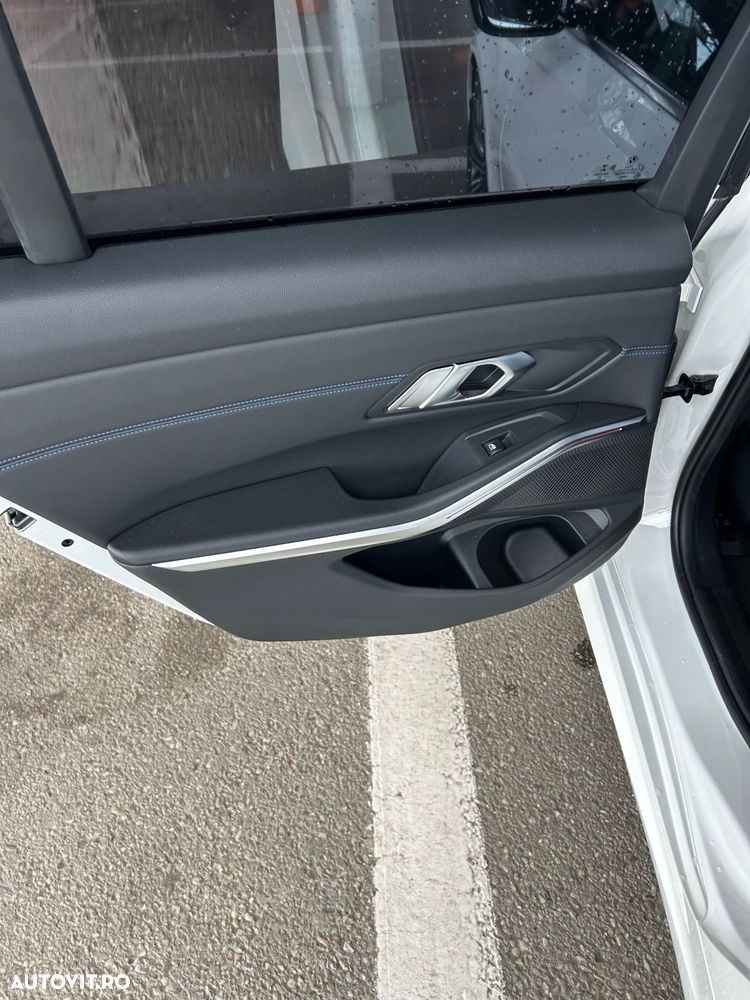 BMW Seria 3 318d Touring Aut. M Sport - 14