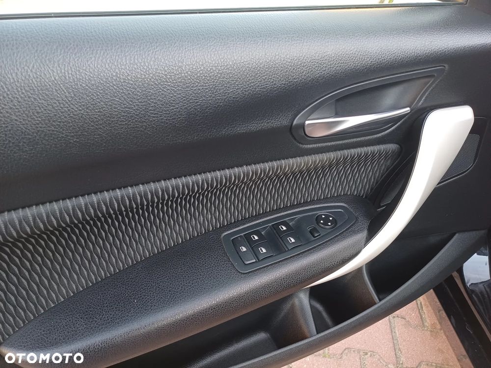 BMW Seria 1 118i Sport Line - 14