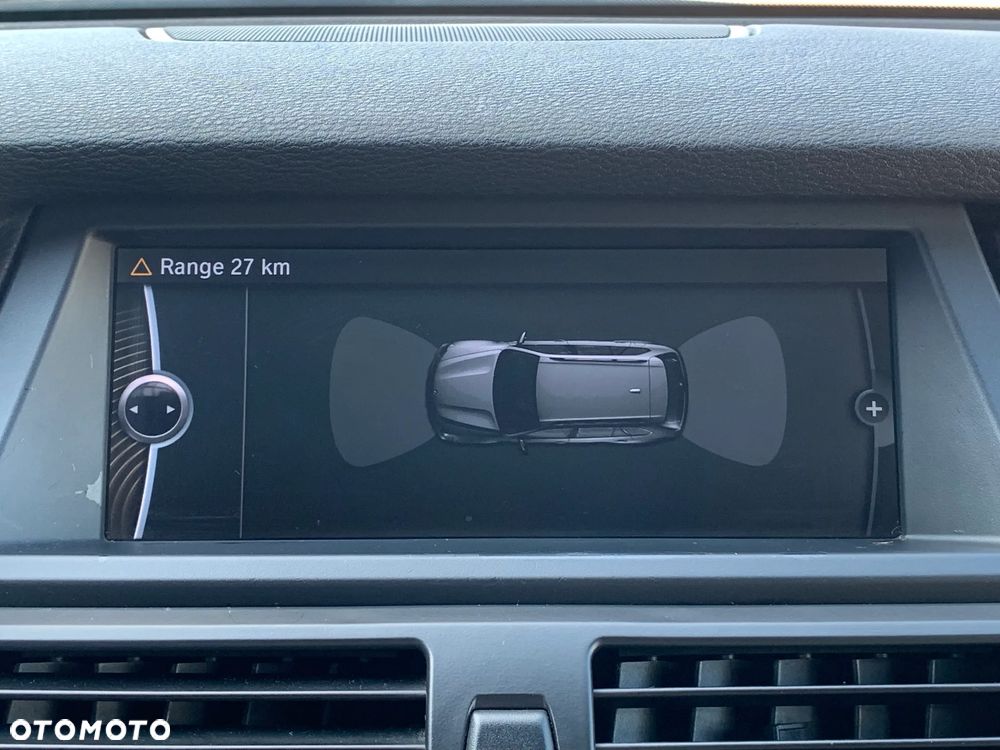 BMW X5 xDrive30i - 9