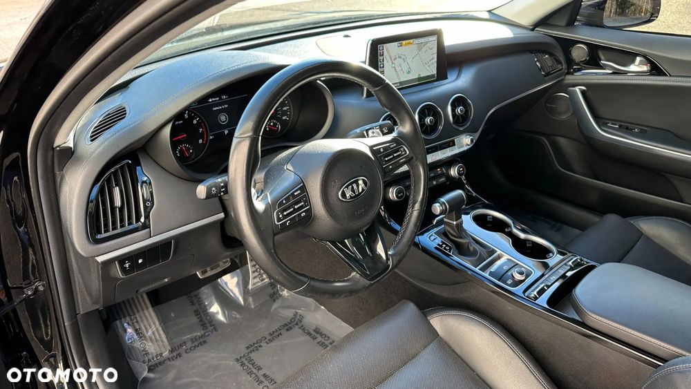 Kia Stinger 2.0 T-GDI GT Line - 10