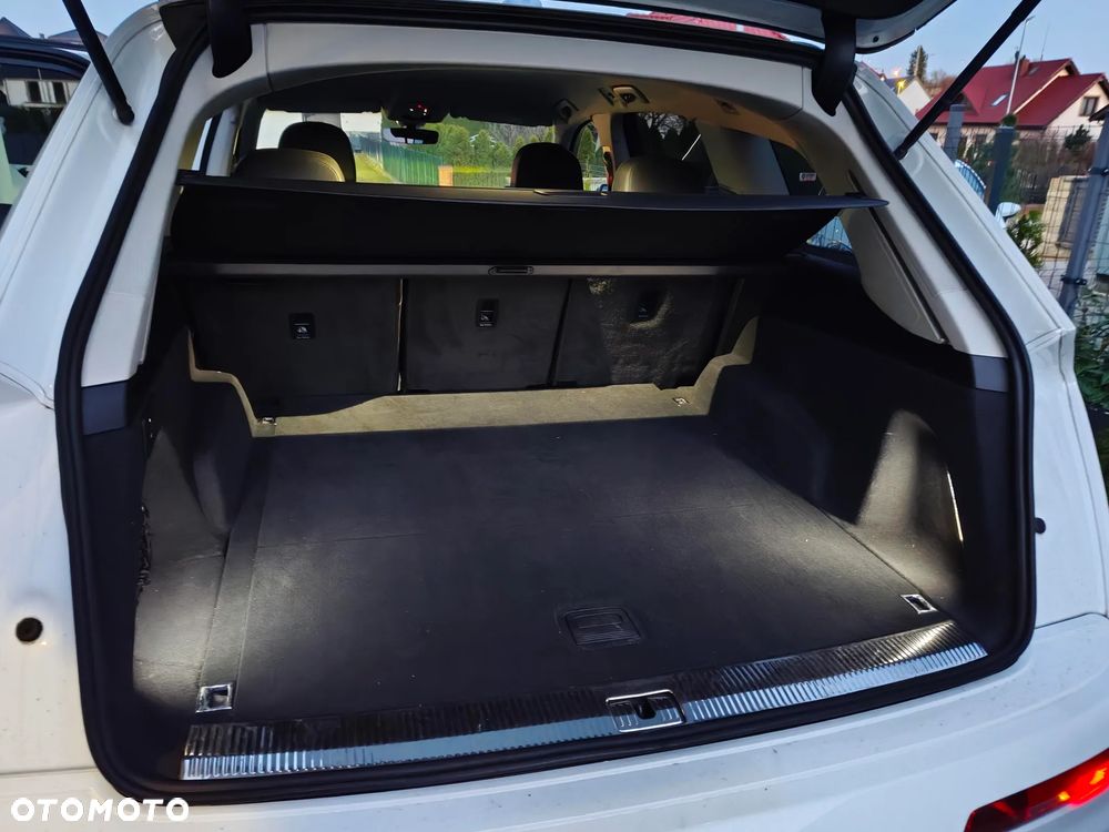 Audi Q7 - 24