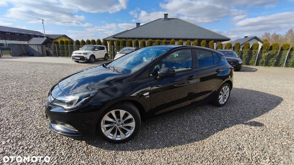 Opel Astra 1.4 Turbo 120 Jahre - 17
