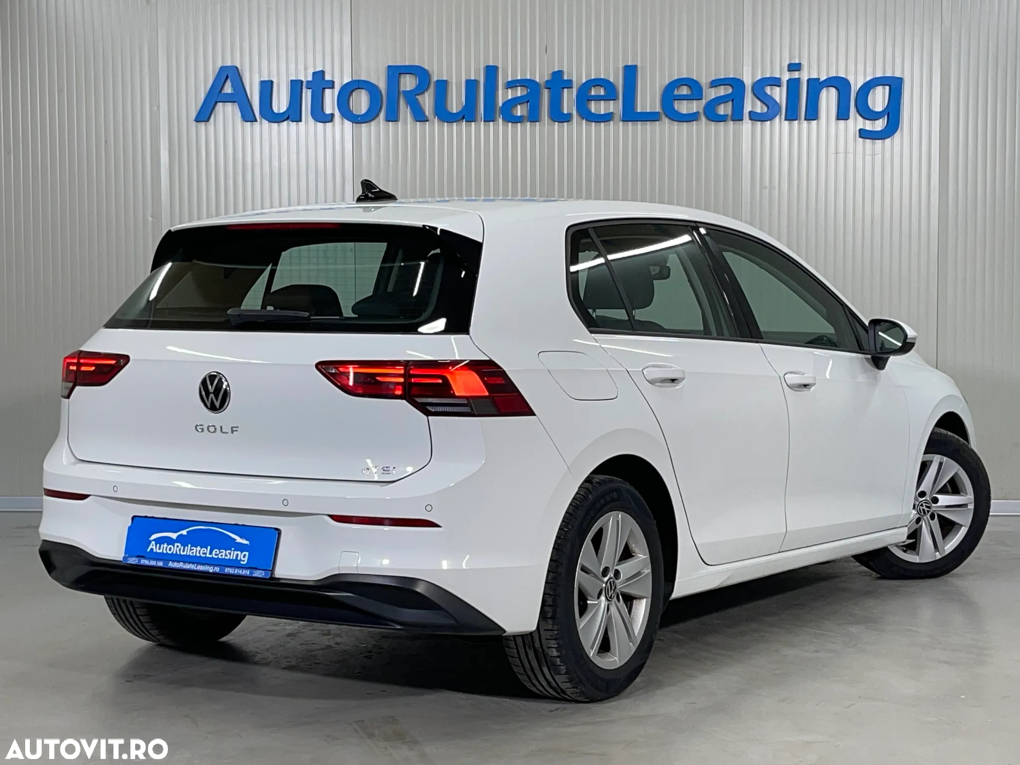 Volkswagen Golf 1.5 eTSI ACT DSG MHEV Life - 3