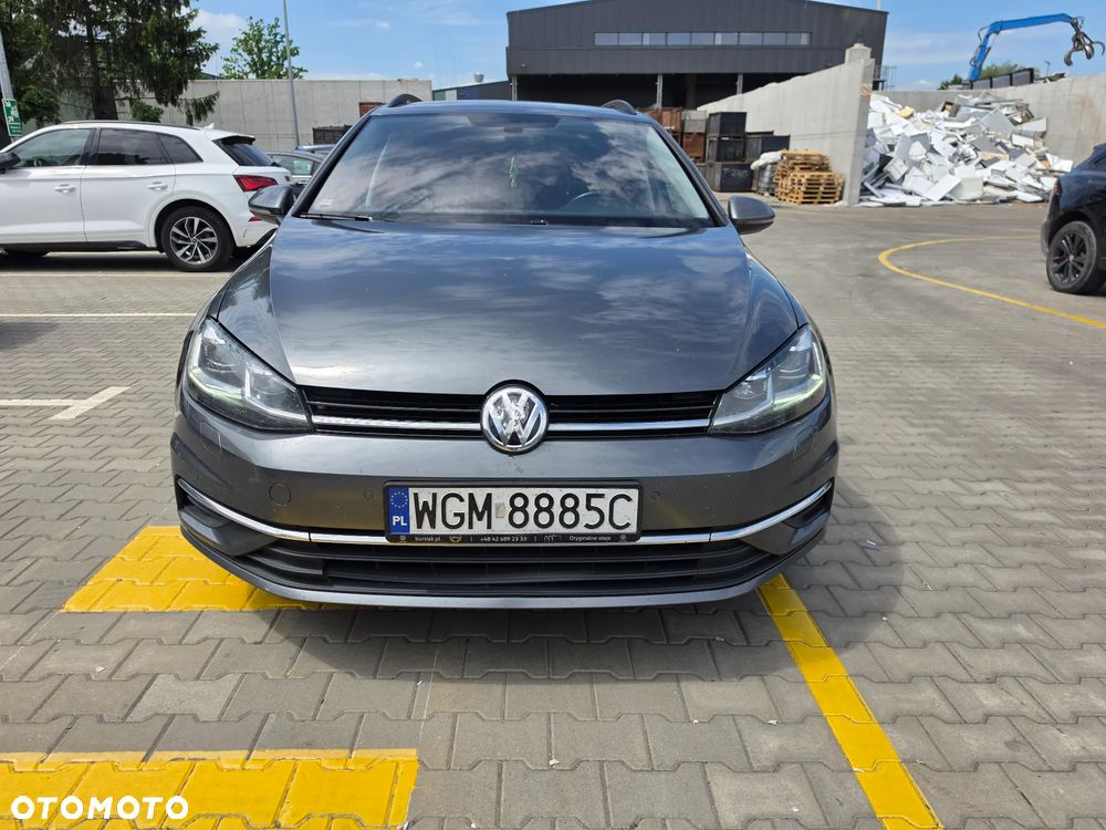 Volkswagen Golf 1.5 TSI BMT Evo Comfortline DSG - 1