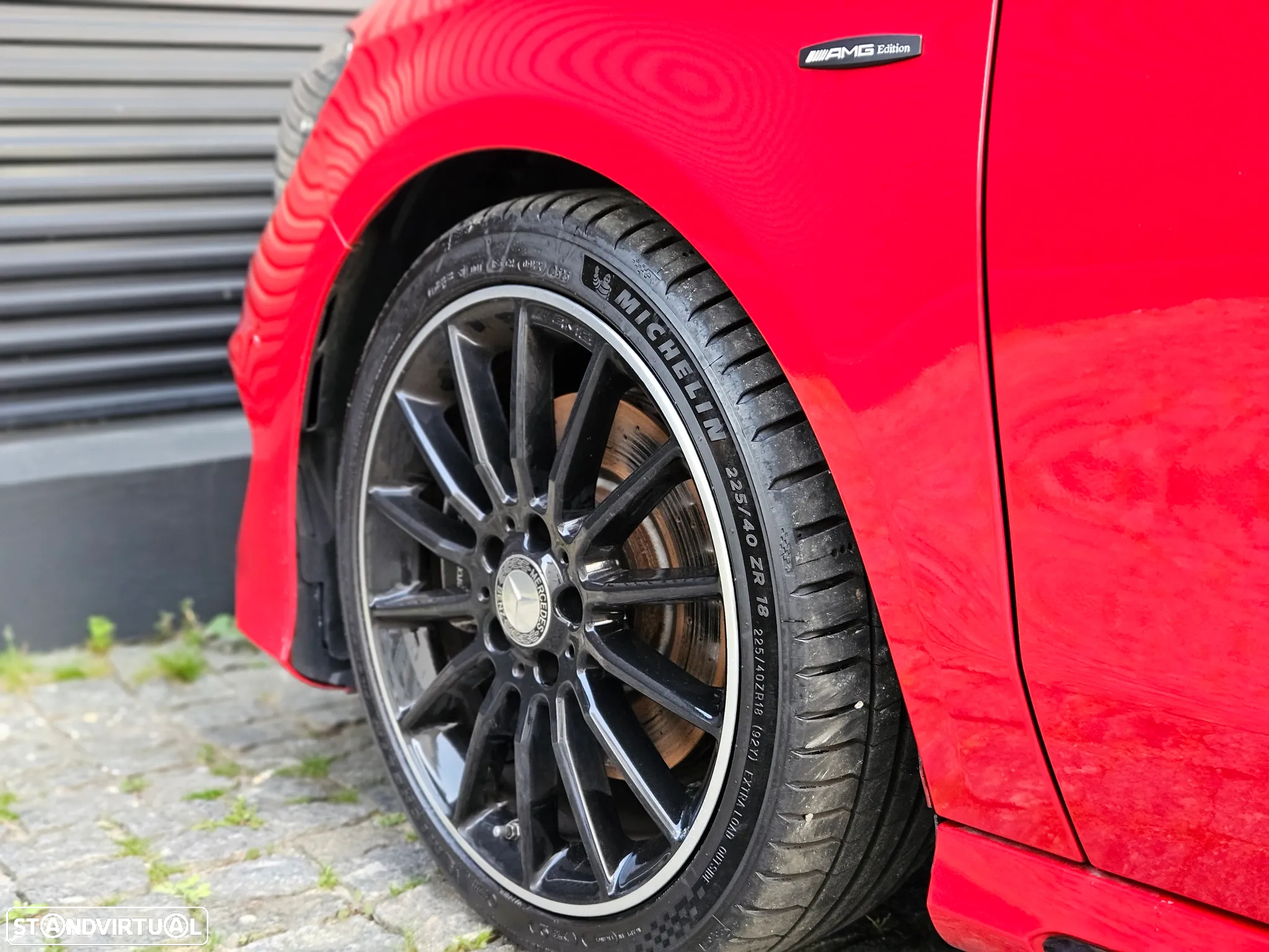 Mercedes-Benz CLA 220 d Shooting Brake AMG Line Aut. - 43