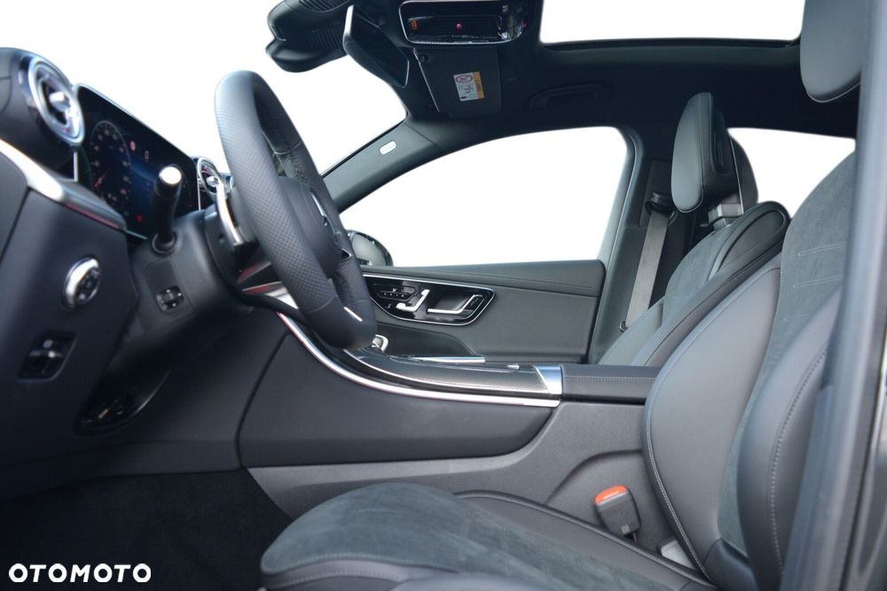 Mercedes-Benz GLC - 7