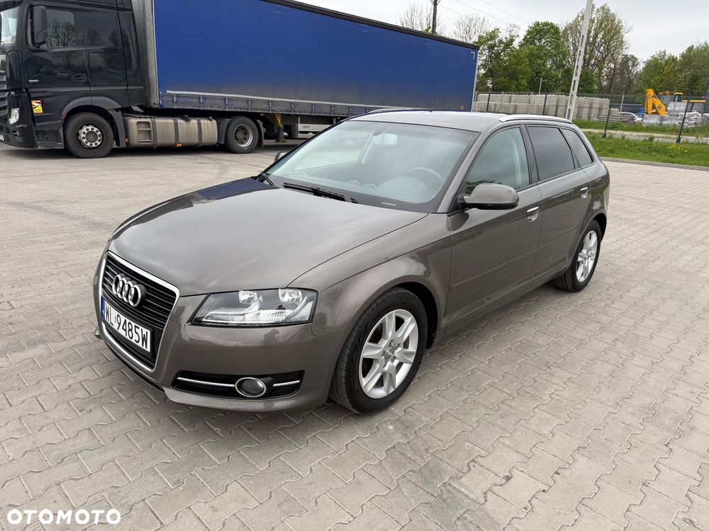 Audi A3 Sportback 1.6 TDI Attraction - 4