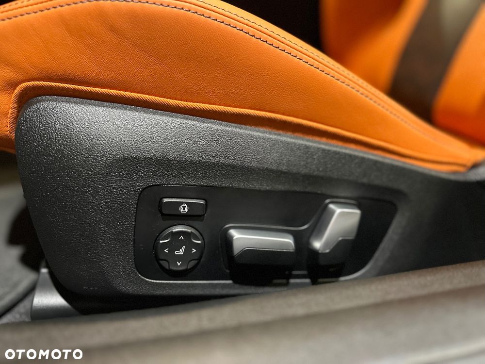 BMW M4 Competition M xDrive sport - 30