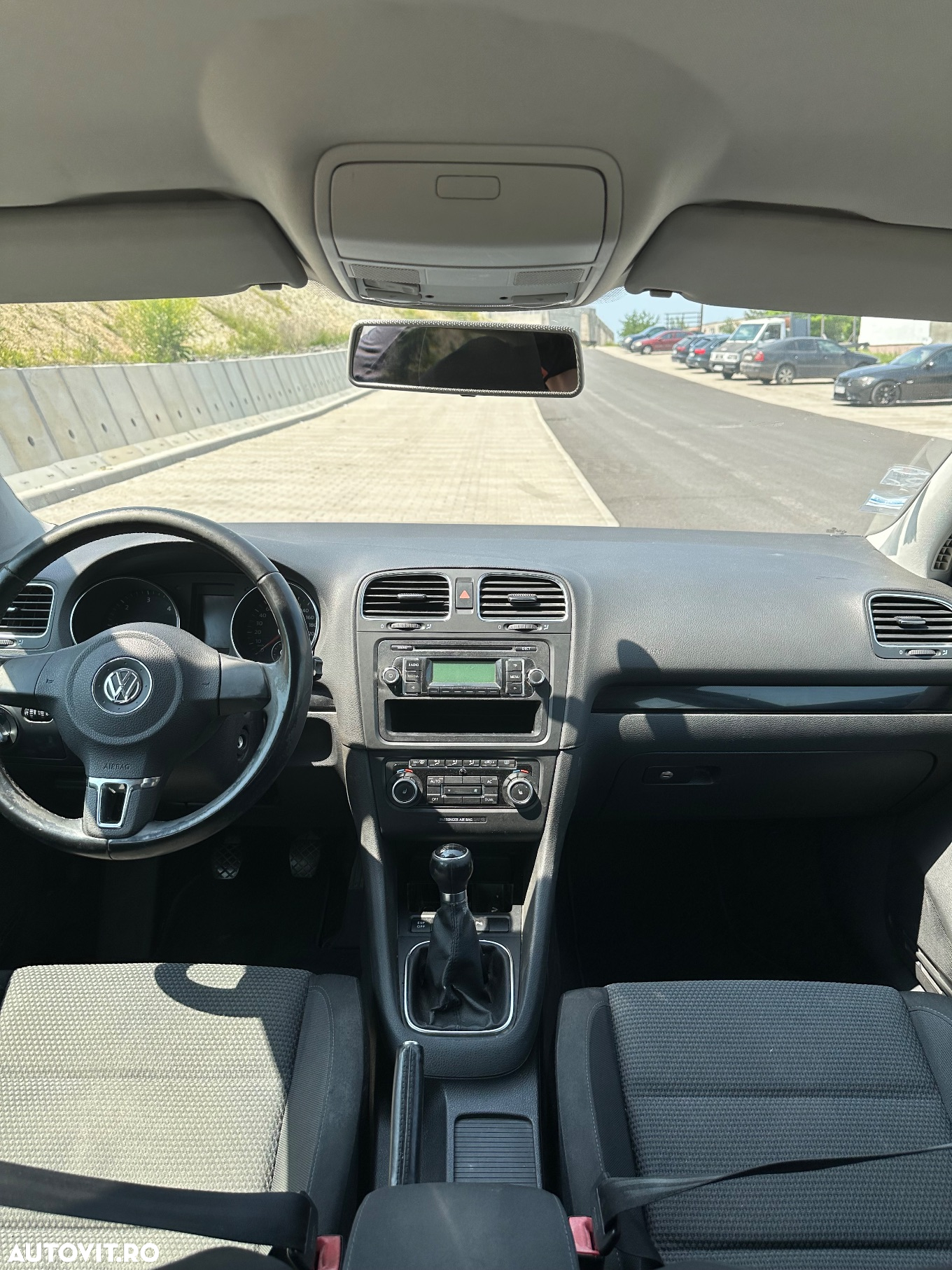 Volkswagen Golf 2.0 TDI Highline - 6