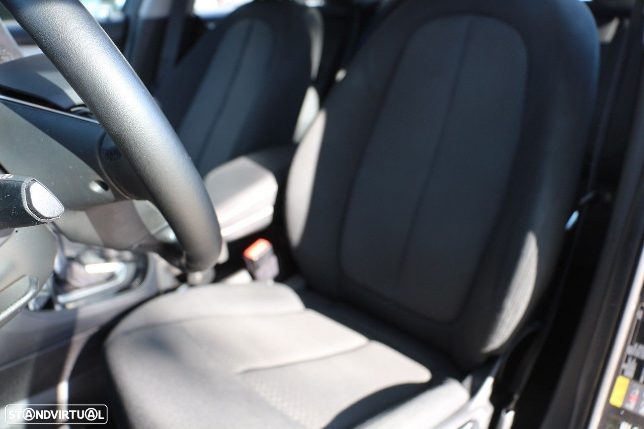 BMW 225xe Active Tourer Advantage - 13