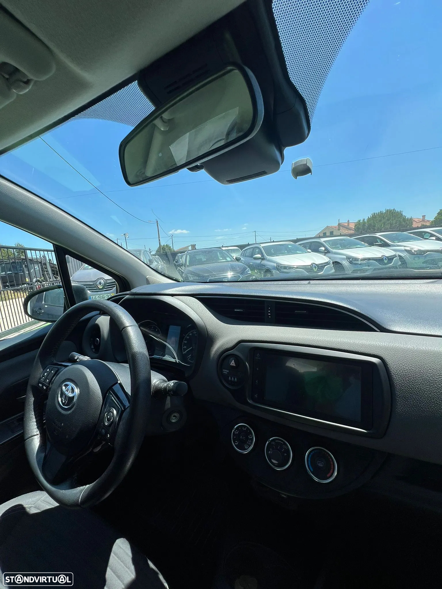 Toyota Yaris - 6