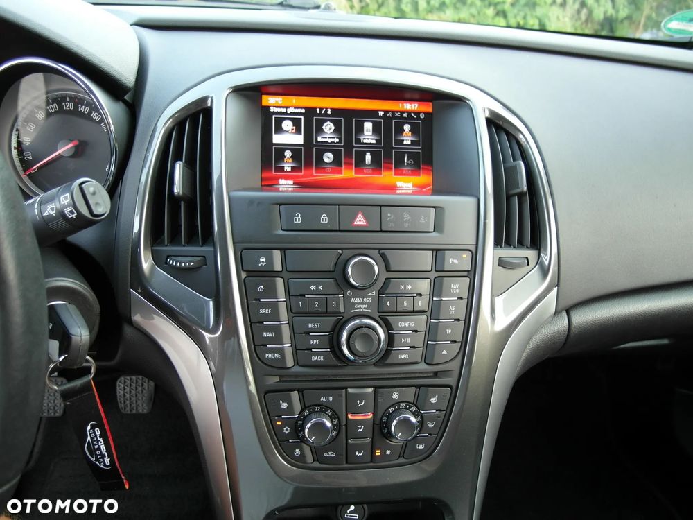 Opel Astra 1.4 Turbo Innovation - 33