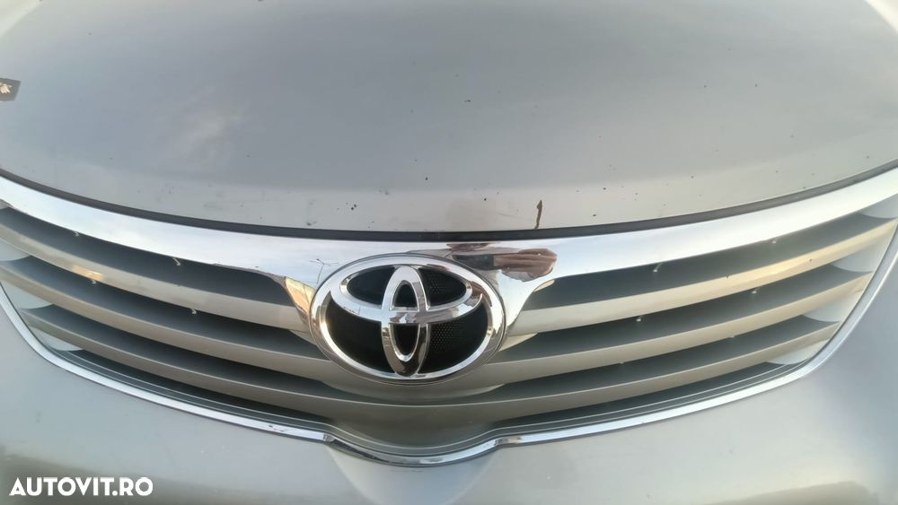 Toyota Avensis 2.0 D-4D Elegance - 4