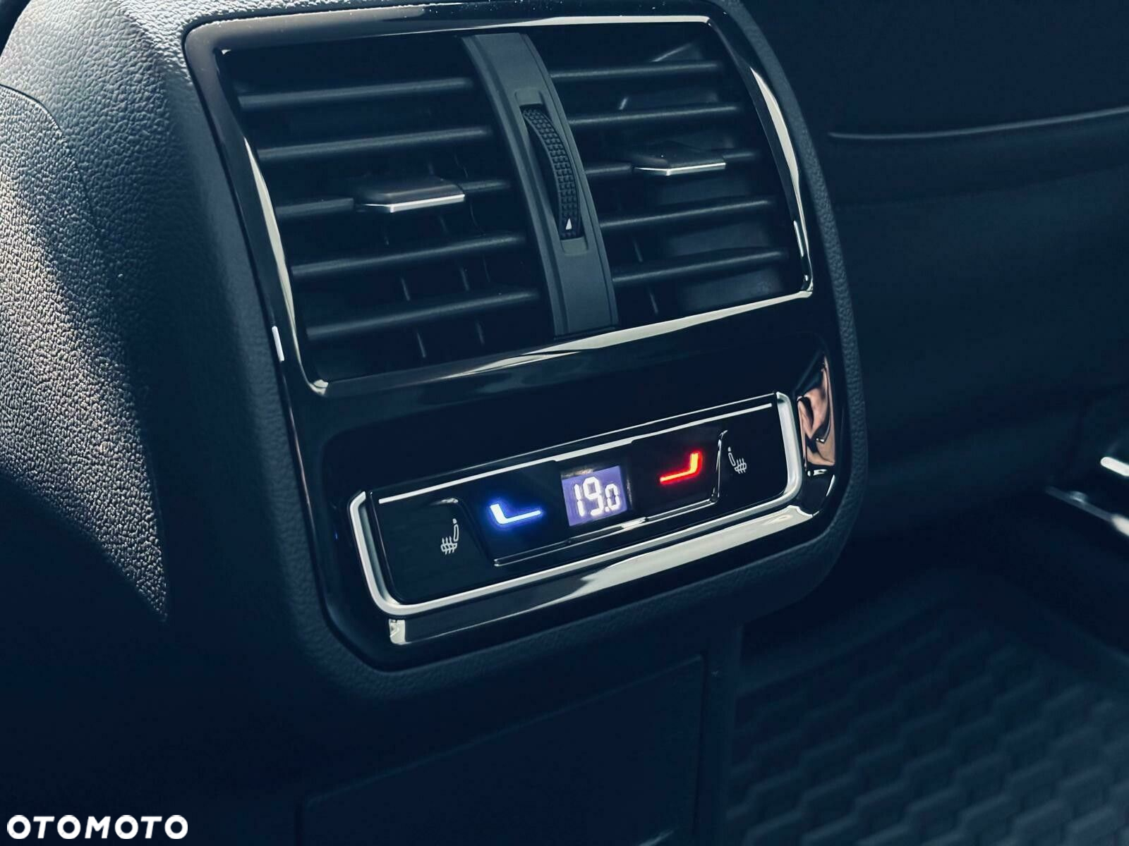 Volkswagen Arteon 2.0 TDI Elegance DSG - 35
