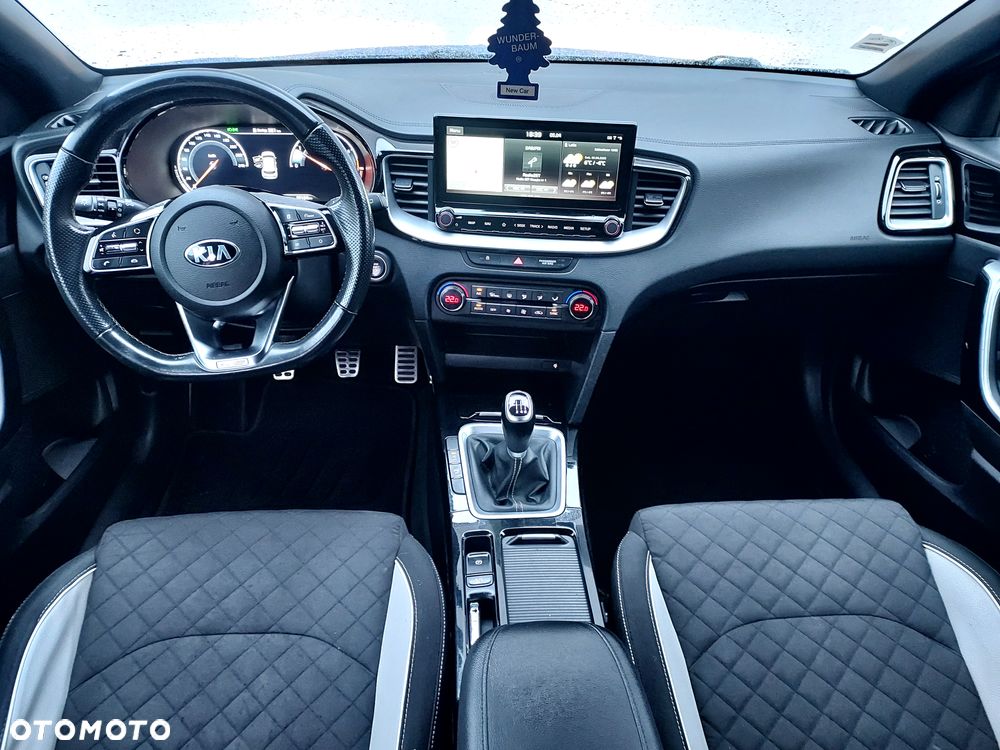 Kia Ceed 1.6 CRDi GT Line - 7