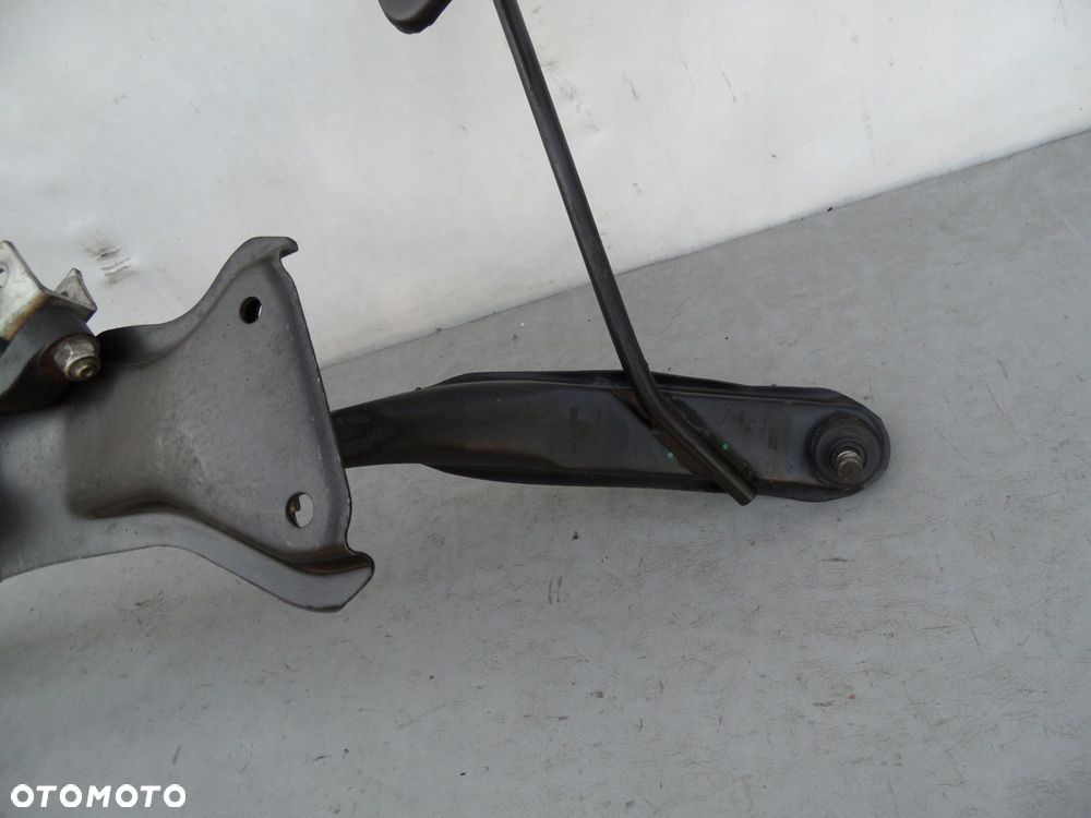 WAHACZ PRAWY PRZÓD PRZEDNI PIAGGIO PORTER HIJET - 1