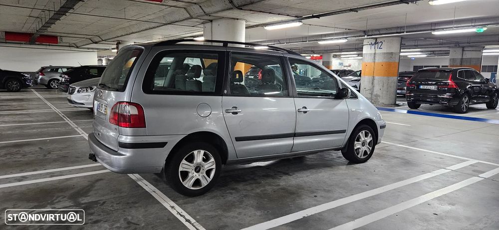 Ford Galaxy 1.9 TDi Ghia - 6