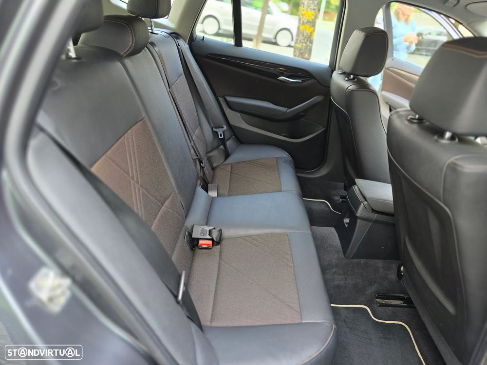 BMW X1 18 d sDrive Auto xLine - 41