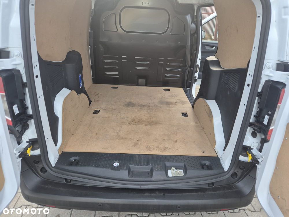 Ford TRANSIT COURIER - 10