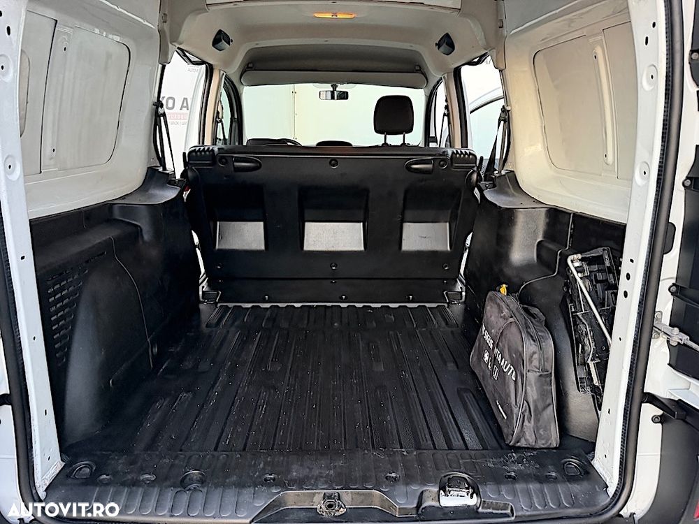 Renault Kangoo BLUE dCi 95 Intens - 13