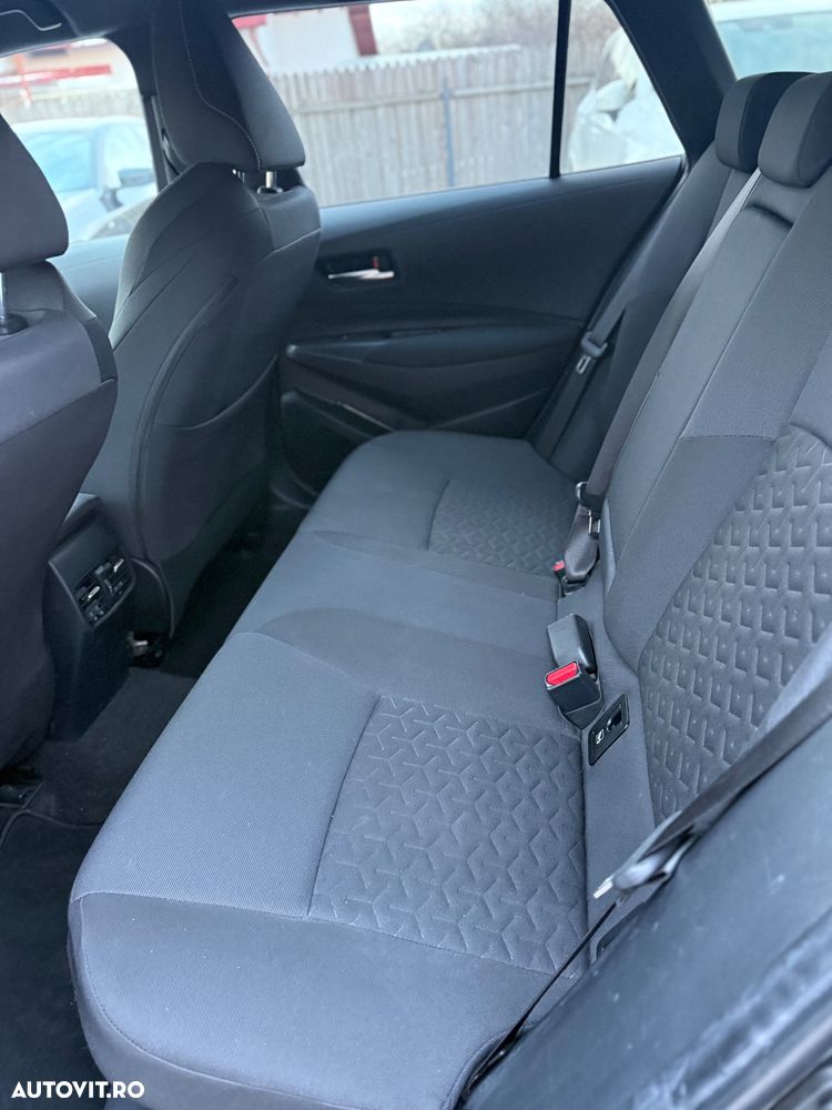 Toyota Corolla 1.8 Business Edition - 11