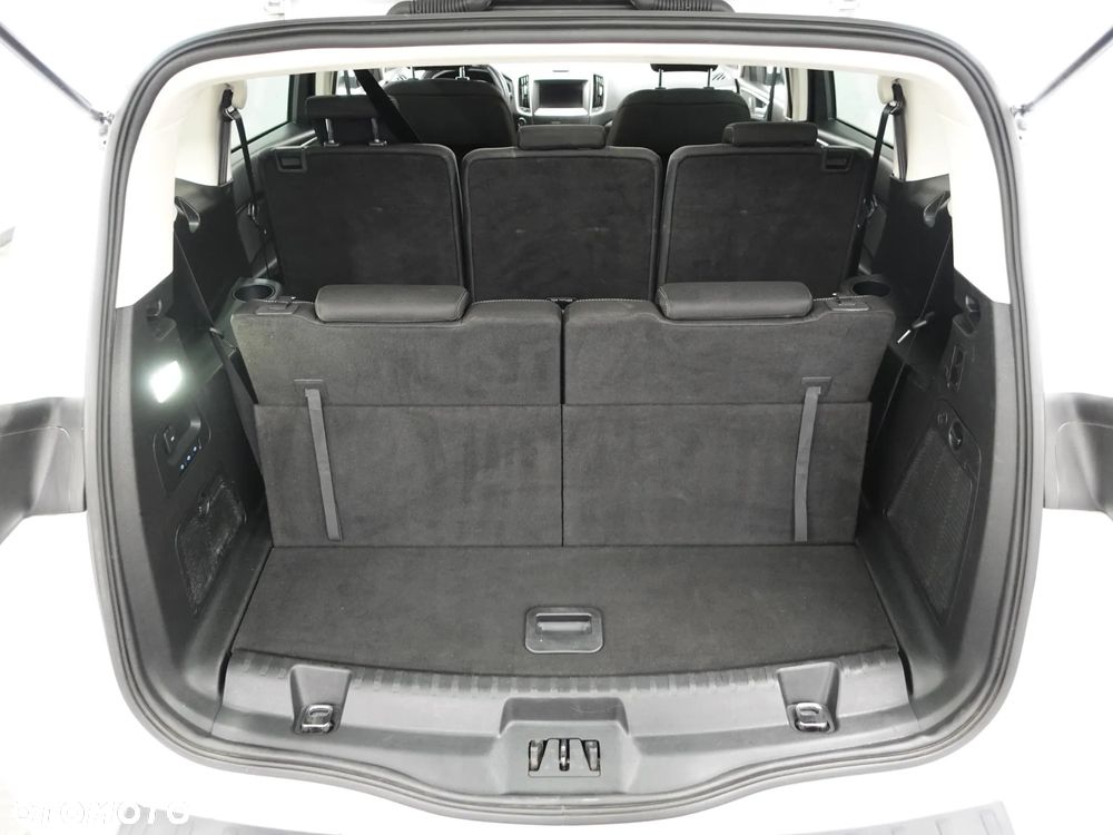 Ford S-Max - 25