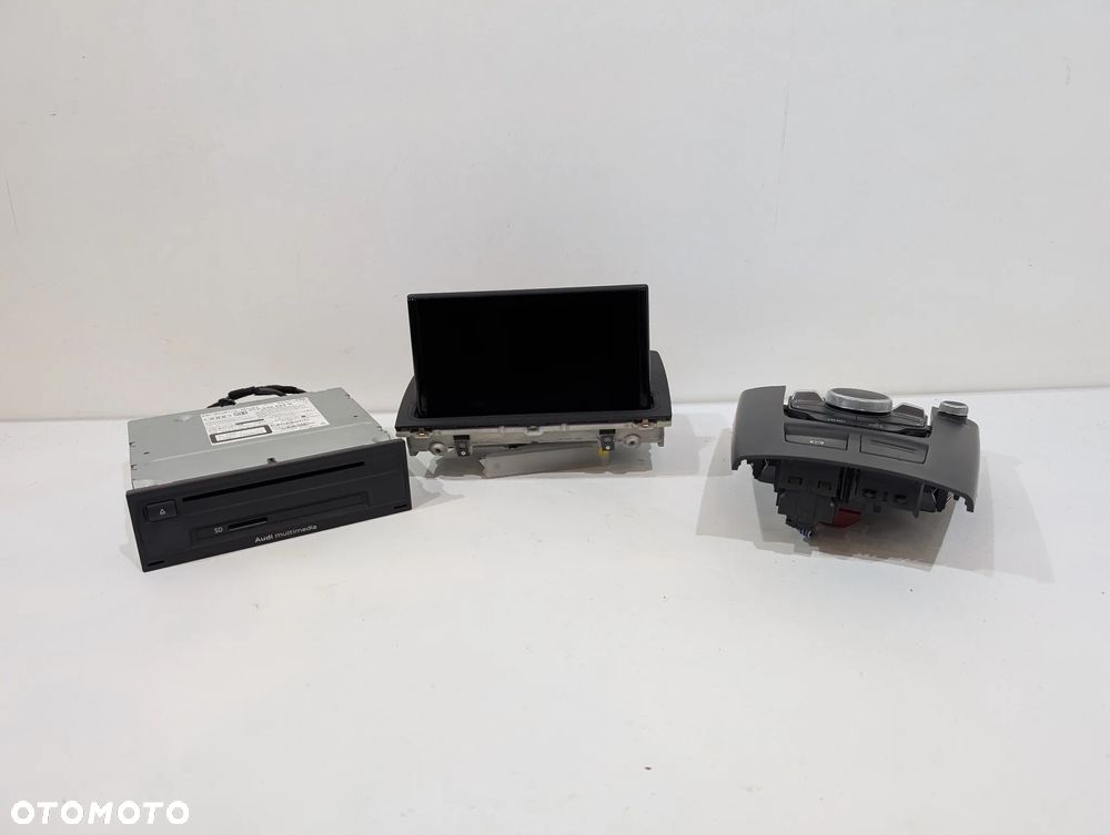 AUDI A3 8V NAWIGACJA GPS CZYTNIK WYŚWIETLACZ MMI 8V0035840B 8V0857273M 8V0919614B - 2