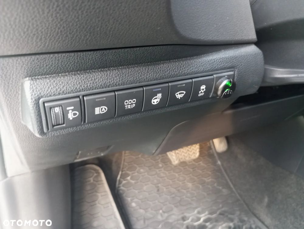 Toyota Corolla 1.8 Hybrid Comfort - 12