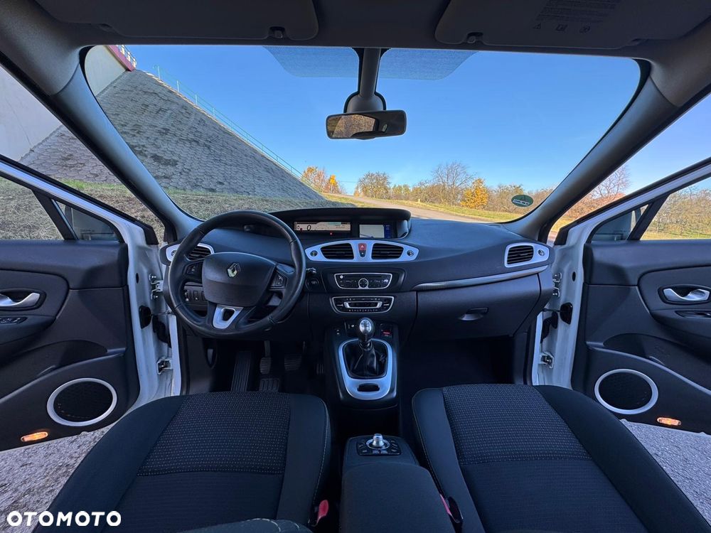 Renault Scenic - 8
