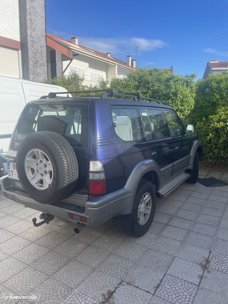 Toyota Land Cruiser - 5